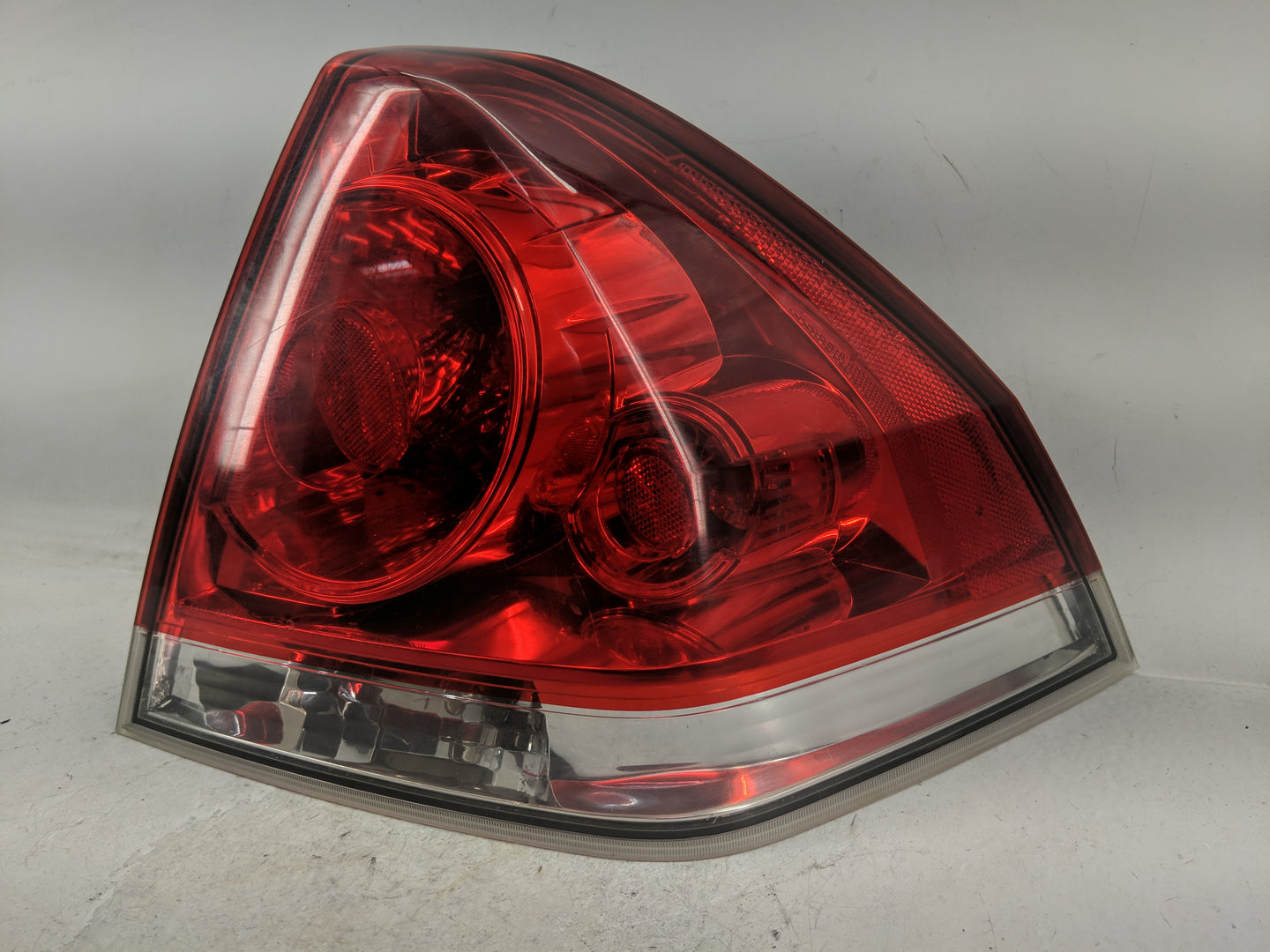 2006-2016 Chevrolet Impala Tail Light Assembly Passenger Right OEM Fits OEM Used Auto Parts - Oemusedautoparts1.com