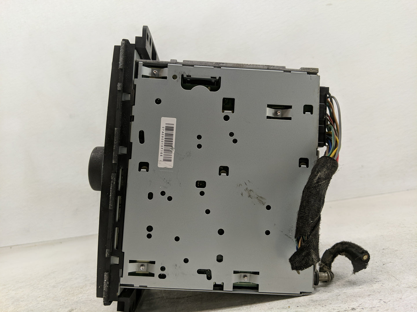 2009-2010 Chevrolet Impala Radio AM FM Cd Player Receiver Replacement P/N:20756285 Fits Fits 2009 2010 OEM Used Auto Parts -