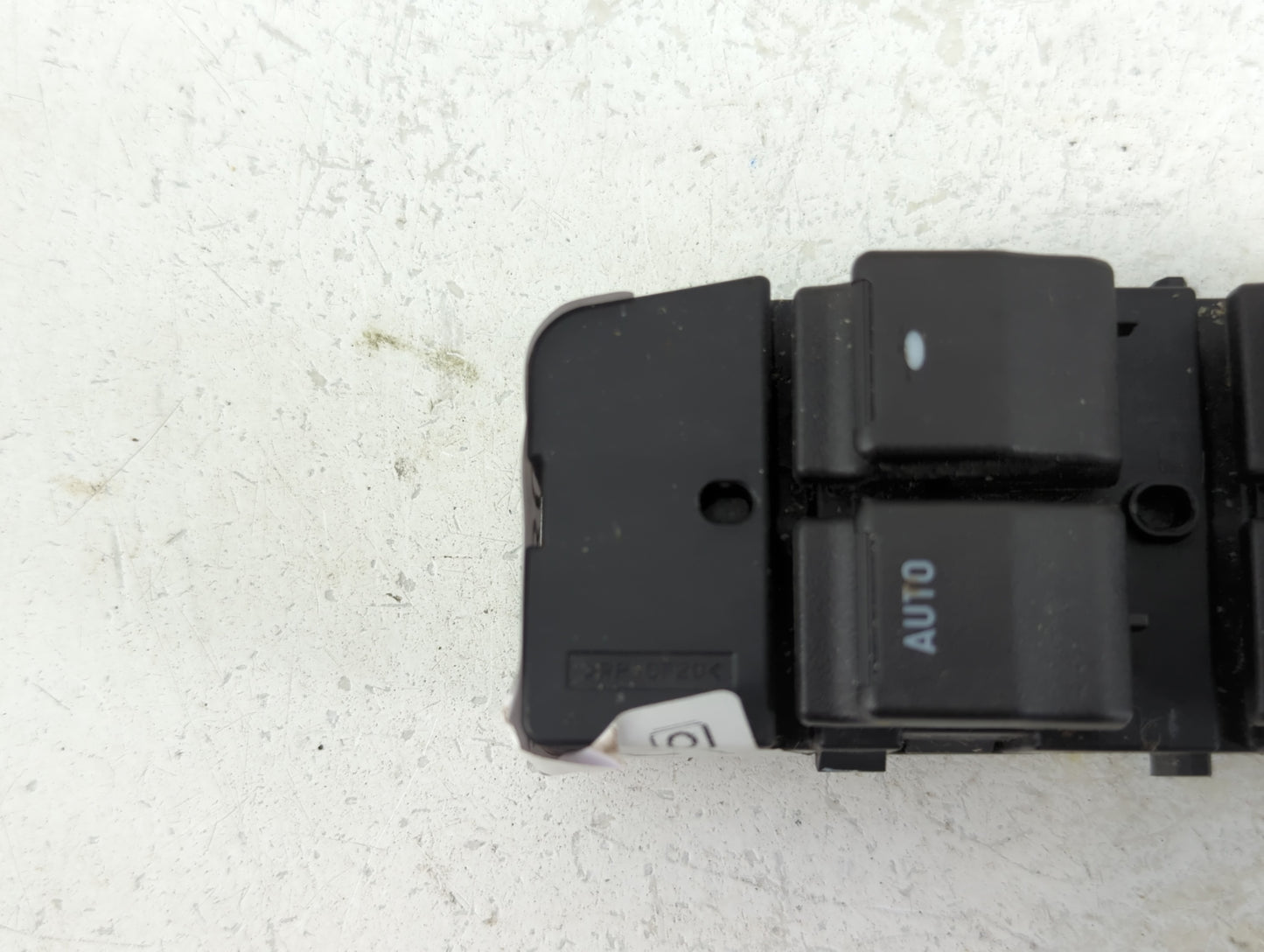2009-2016 Chevrolet Impala Master Power Window Switch Replacement Driver Side Left P/N:25828893 Fits OEM Used Auto Parts - O