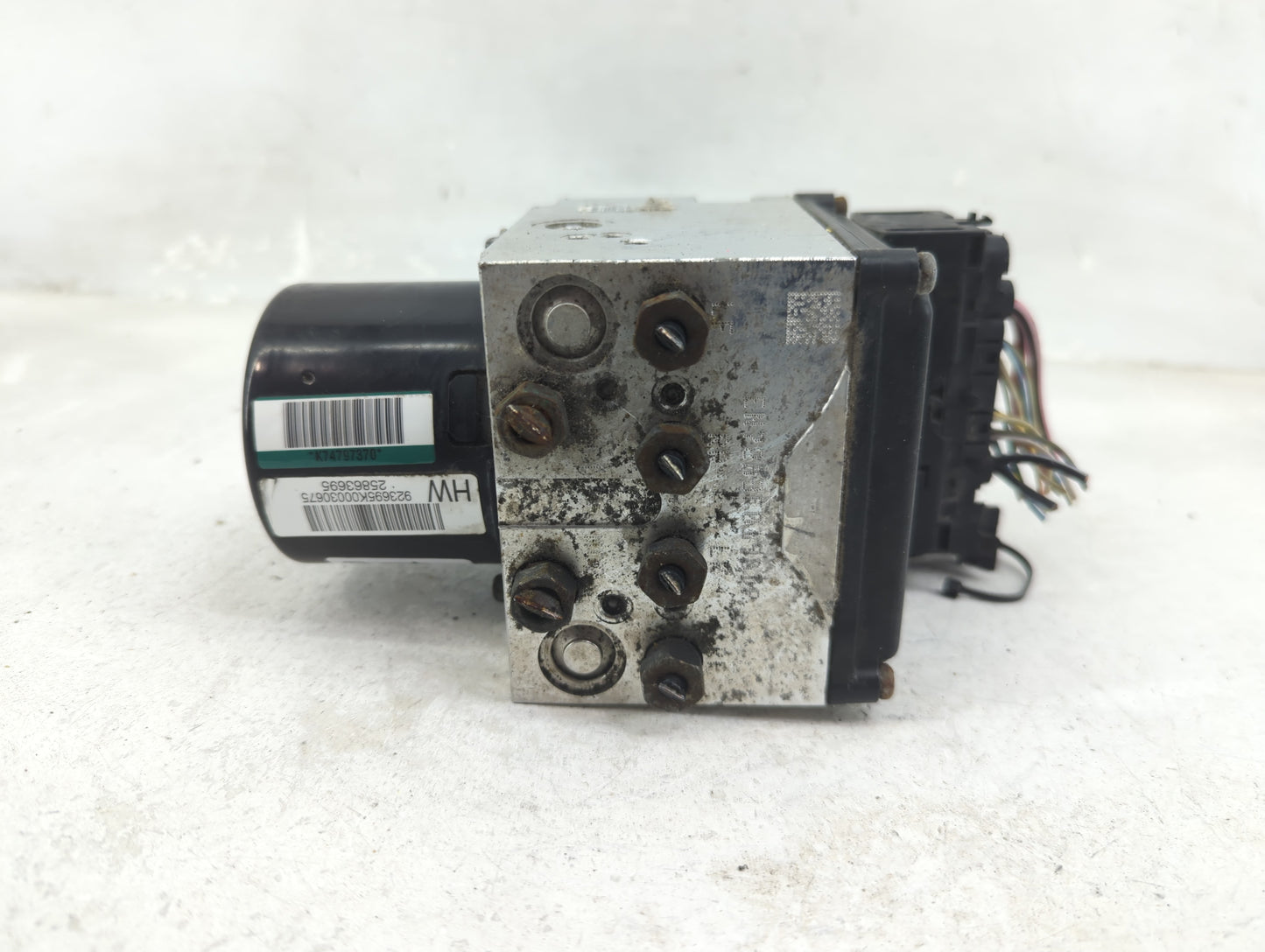 2008-2010 Chevrolet Impala ABS Pump Control Module Replacement P/N:25863696 Fits Fits 2008 2009 2010 OEM Used Auto Parts - O