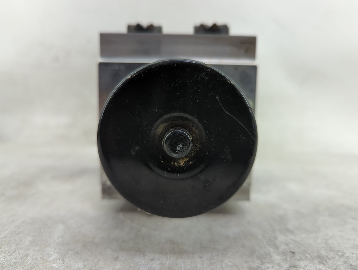 2008-2010 Chevrolet Impala Anti-Lock Brake ABS Pump Module Actuator OEM P/N:P25894182 Fits Fits 2008 2009 2010 OEM Used Auto