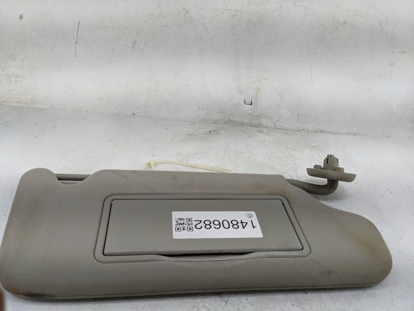 2006-2016 Chevrolet Impala Sun Visor Shade Replacement Passenger Right Mirror Fits OEM Used Auto Parts - Oemusedautoparts1.c