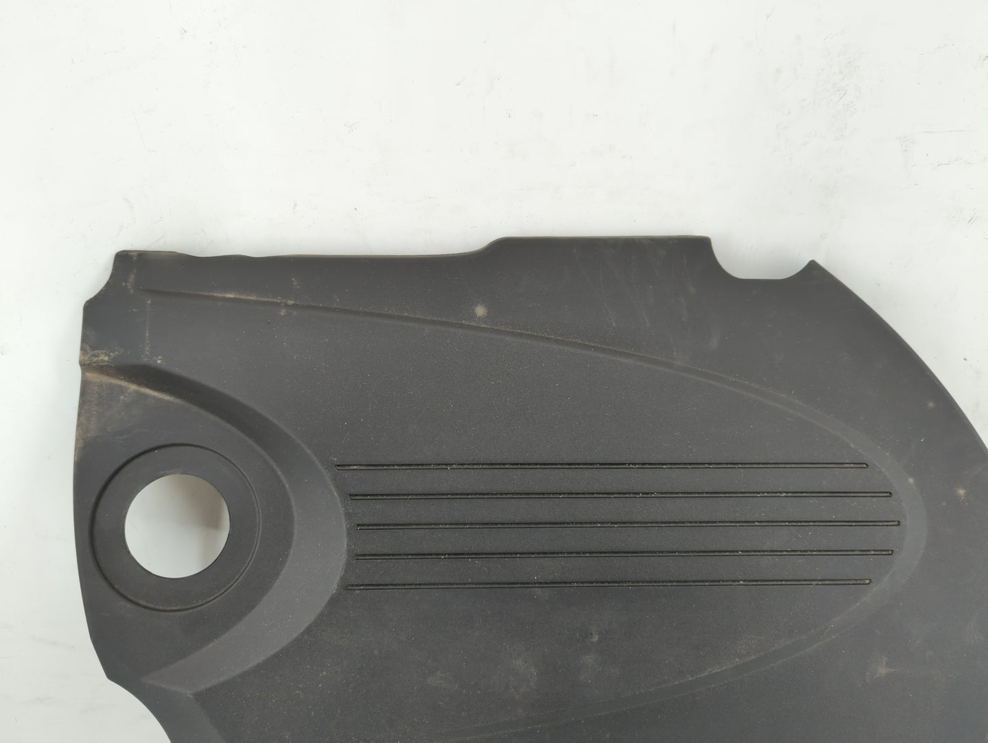 2010 Chevrolet Impala Engine Cover - Oemusedautoparts1.com