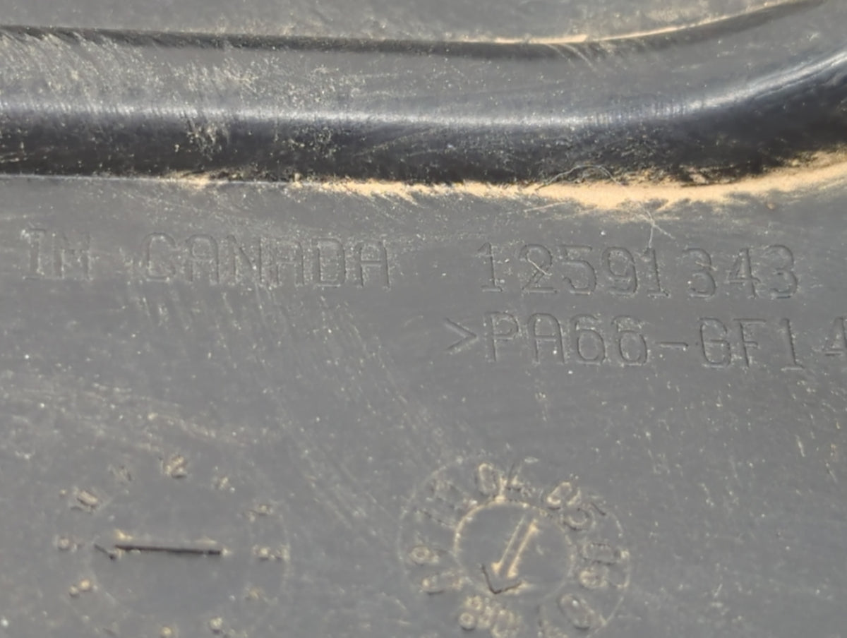 2010 Chevrolet Impala Engine Cover 352001 - Oemusedautoparts1.com