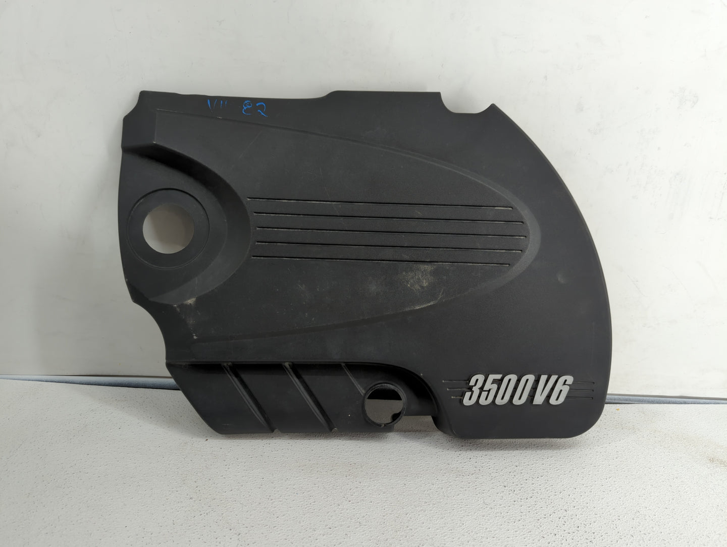 2010 Chevrolet Impala Engine Cover - Oemusedautoparts1.com