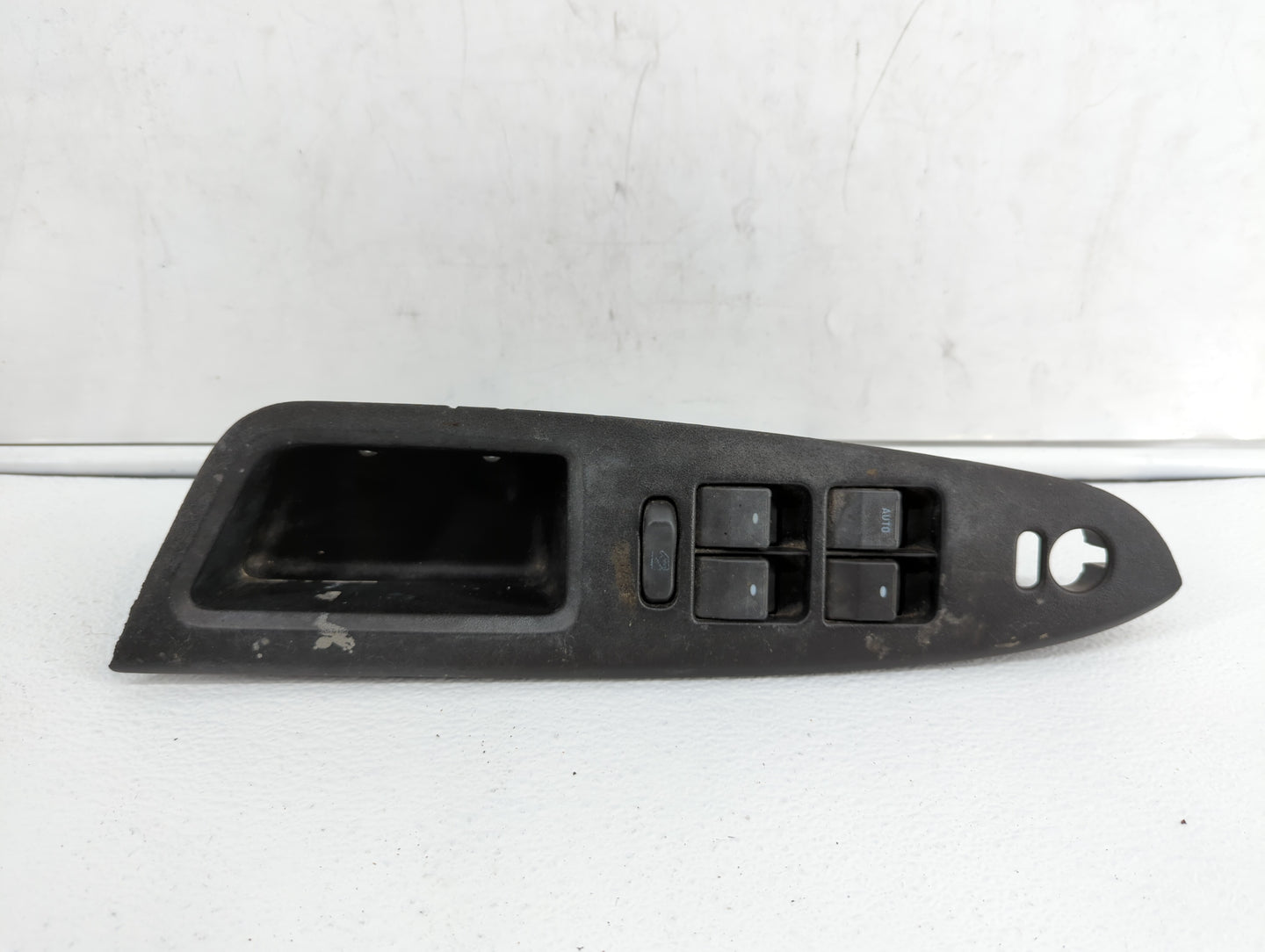 2009-2016 Chevrolet Impala Master Power Window Switch Replacement Driver Side Left P/N:25828893 Fits OEM Used Auto Parts - O