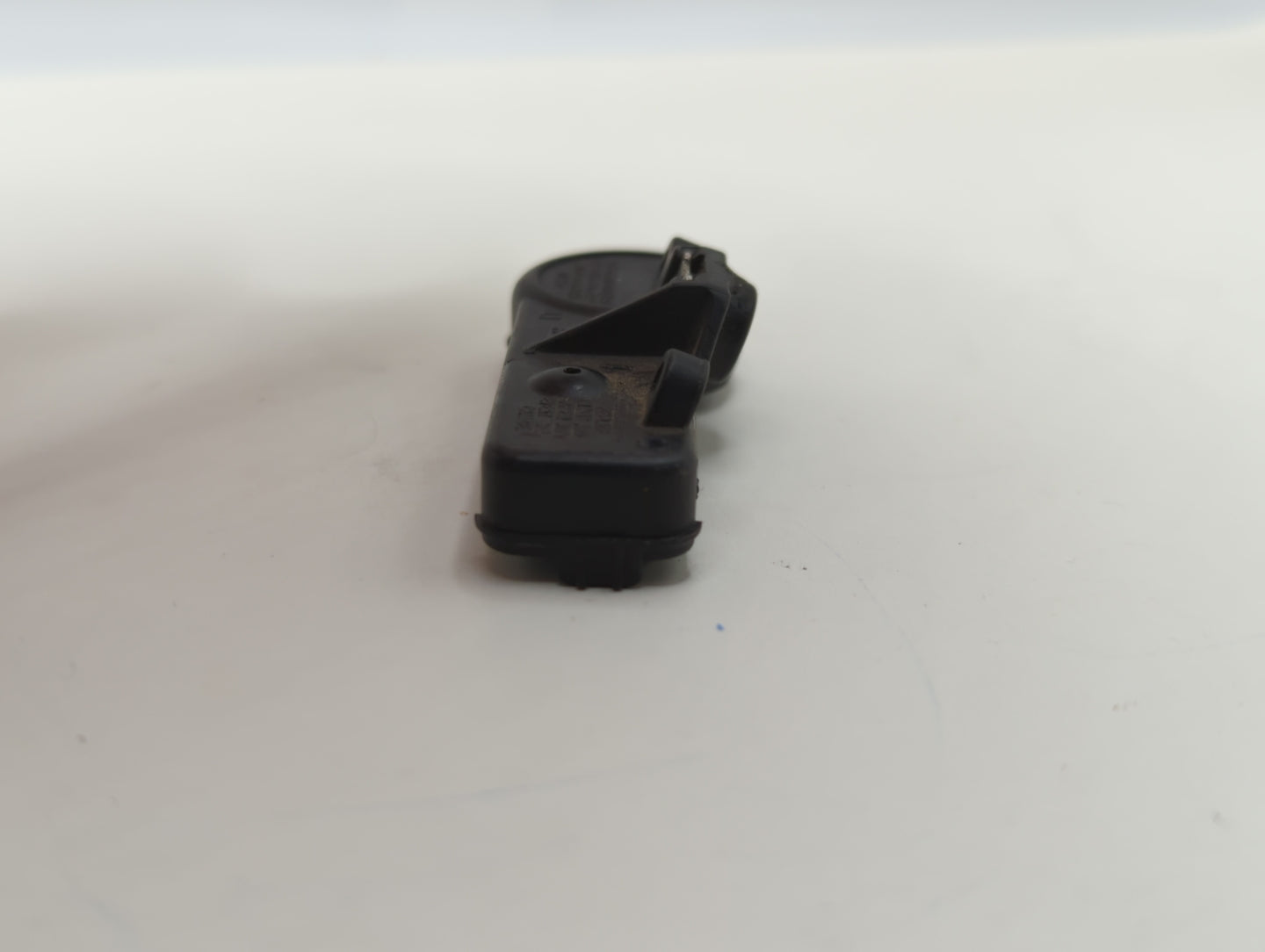 2010 Chevrolet Impala Tire Pressure Monitoring System Sensor Tpms - Oemusedautoparts1.com
