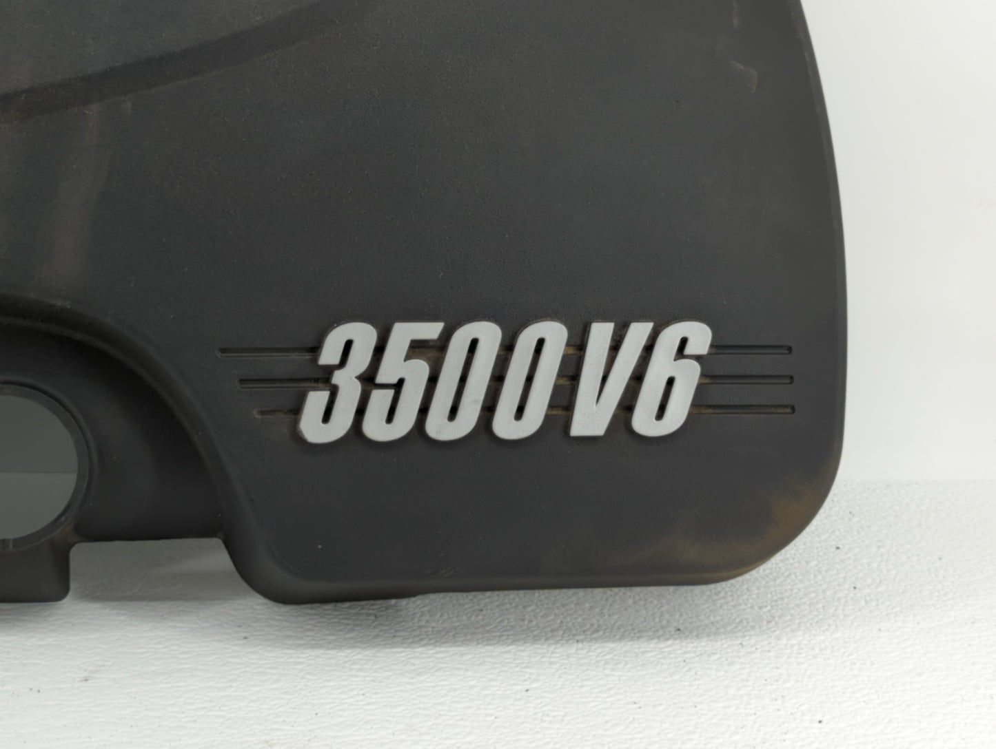 2010 Chevrolet Impala Engine Cover - Oemusedautoparts1.com