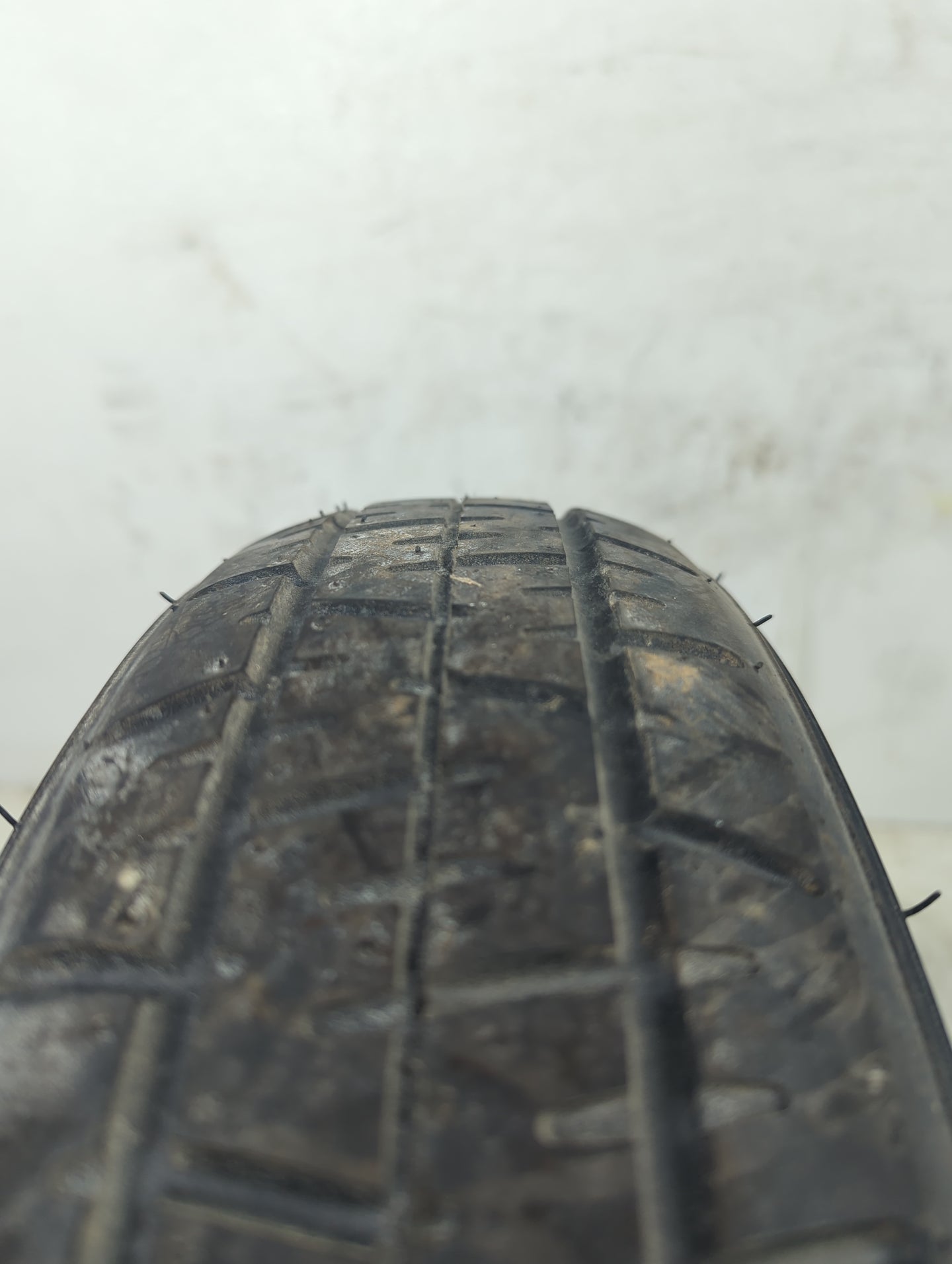 2000-2016 Chevrolet Impala Spare Donut Tire Wheel Rim Oem 5036727 - Oemusedautoparts1.com
