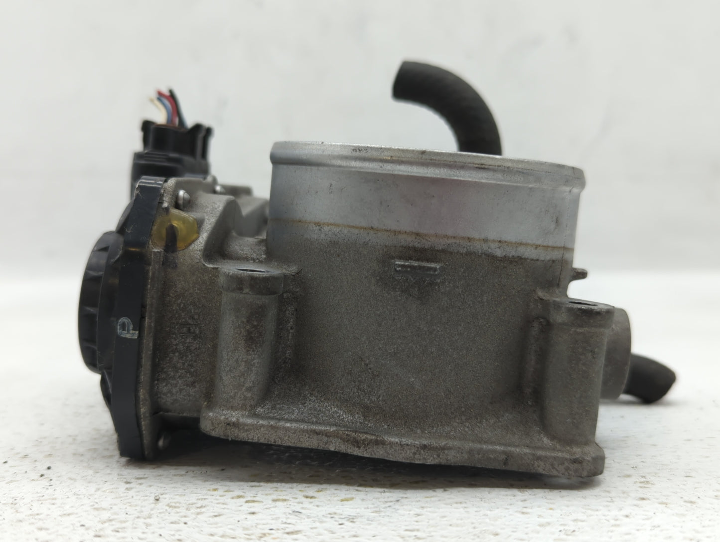 2006-2011 Chevrolet Impala Throttle Body P/N:16119 7S001 D Fits Fits 2006 2007 2008 2009 2010 2011 OEM Used Auto Parts - Oem