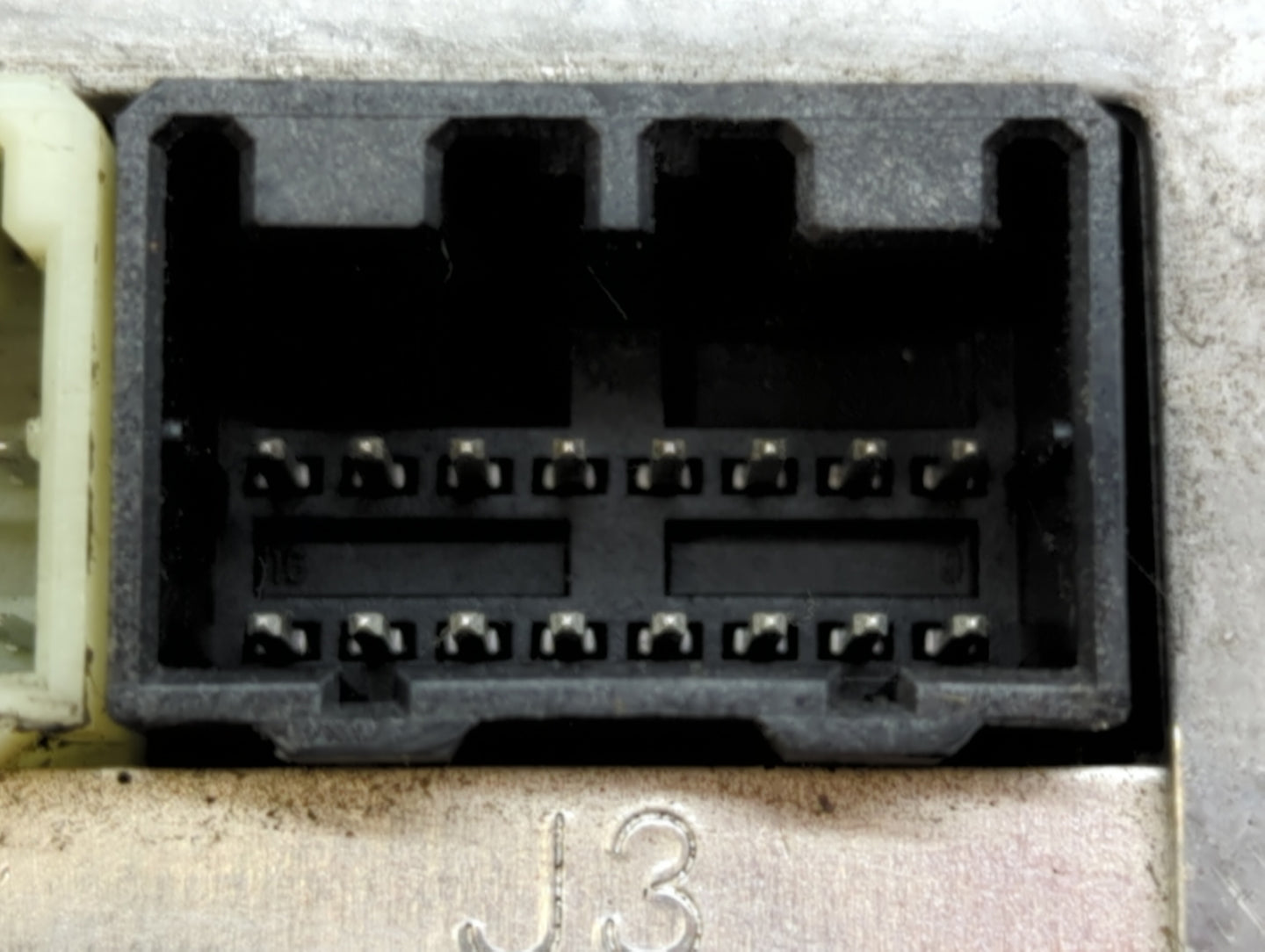 2009-2010 Chevrolet Impala Chassis Control Module Ccm Bcm Body Control - Oemusedautoparts1.com