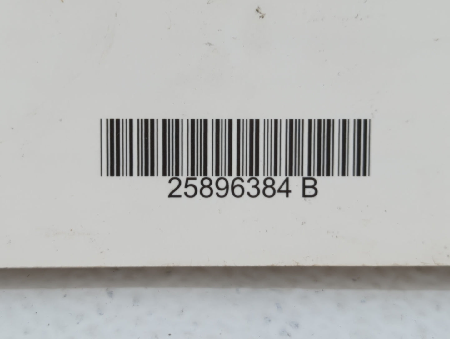 2010 Chevrolet Impala Owners Manual Book Guide P/N:25896384 B OEM Used Auto Parts - Oemusedautoparts1.com