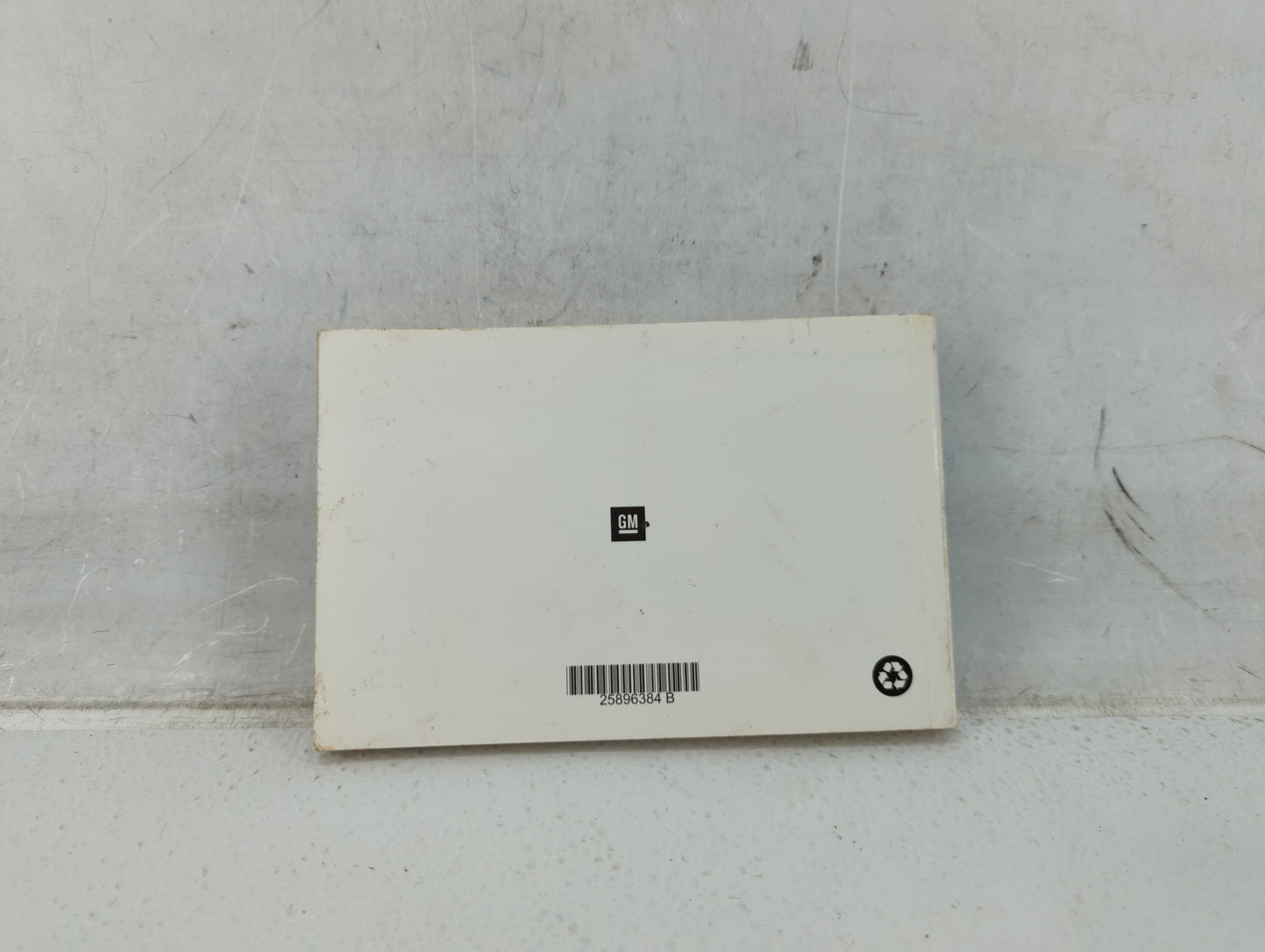 2010 Chevrolet Impala Owners Manual Book Guide P/N:25896384 B OEM Used Auto Parts - Oemusedautoparts1.com