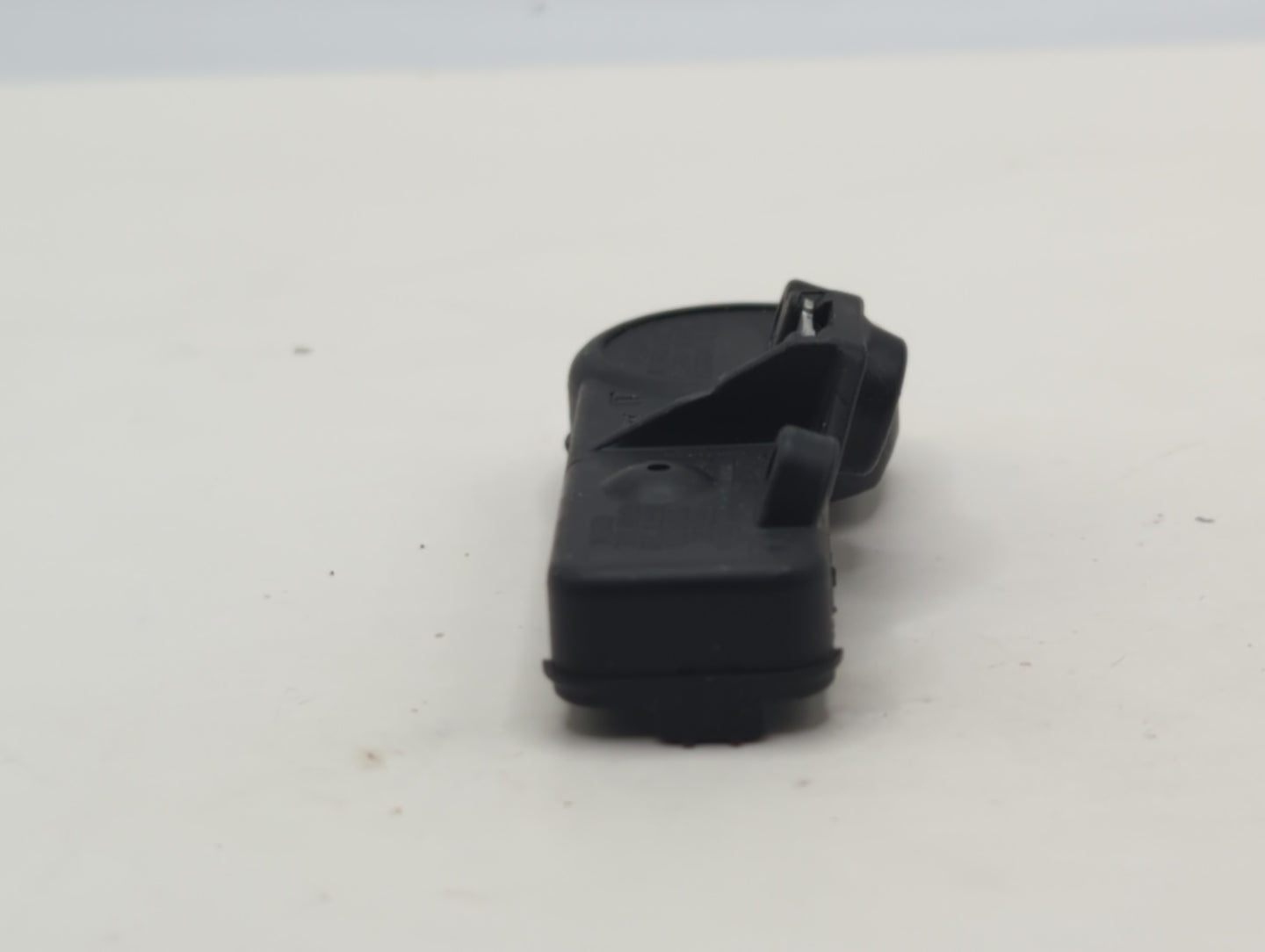 2010 Chevrolet Impala Tire Pressure Monitoring System Sensor Tpms - Oemusedautoparts1.com