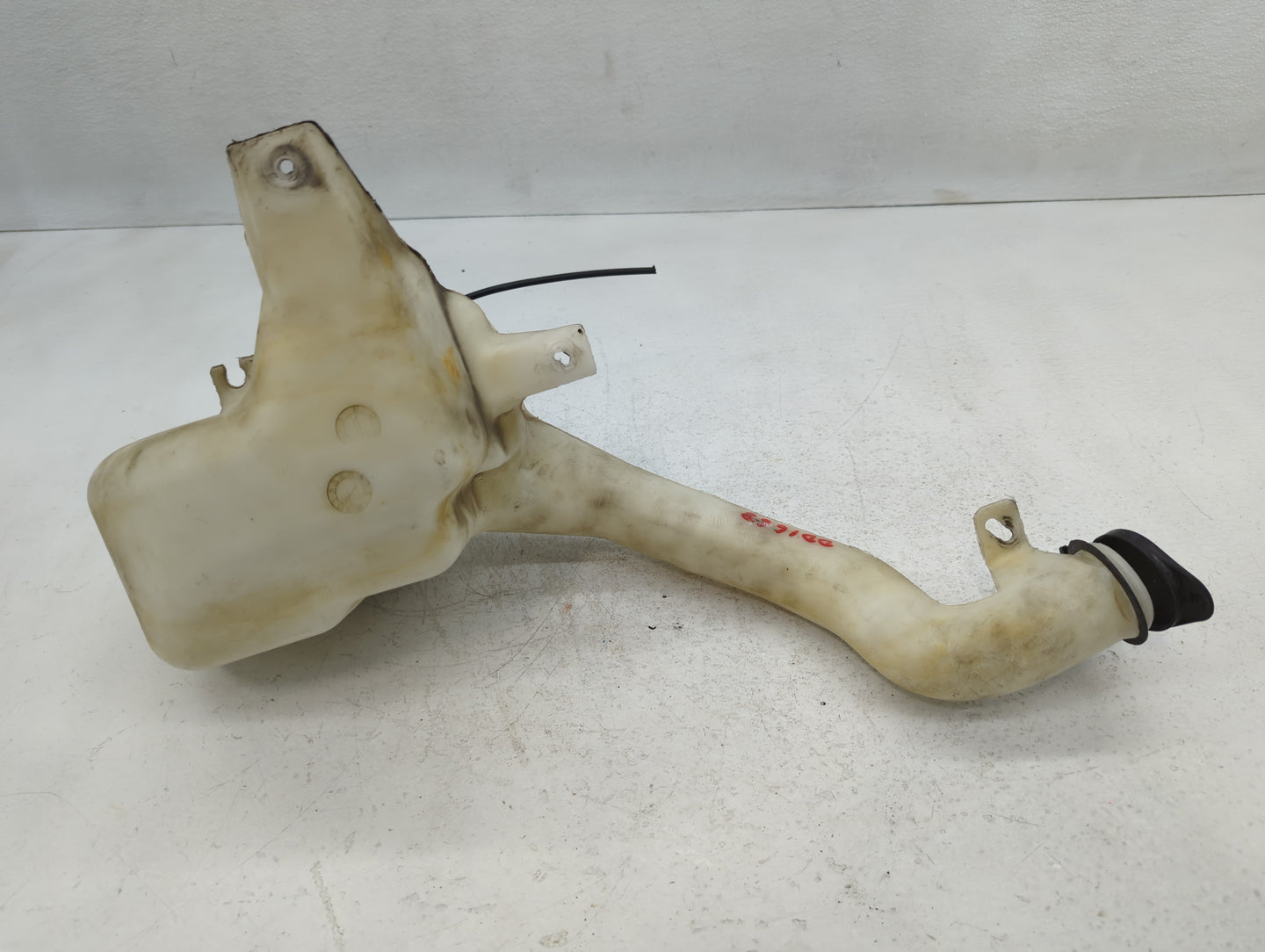 2006-2016 Chevrolet Impala Windshield Washer Fluid Reservoir Bottle Oem - Oemusedautoparts1.com