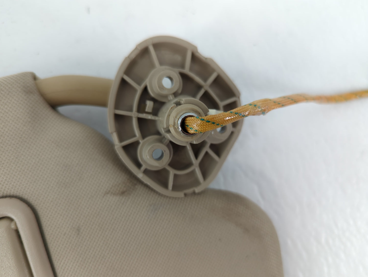 2006-2016 Chevrolet Impala Sun Visor Shade Replacement Passenger Right Mirror Fits OEM Used Auto Parts - Oemusedautoparts1.c