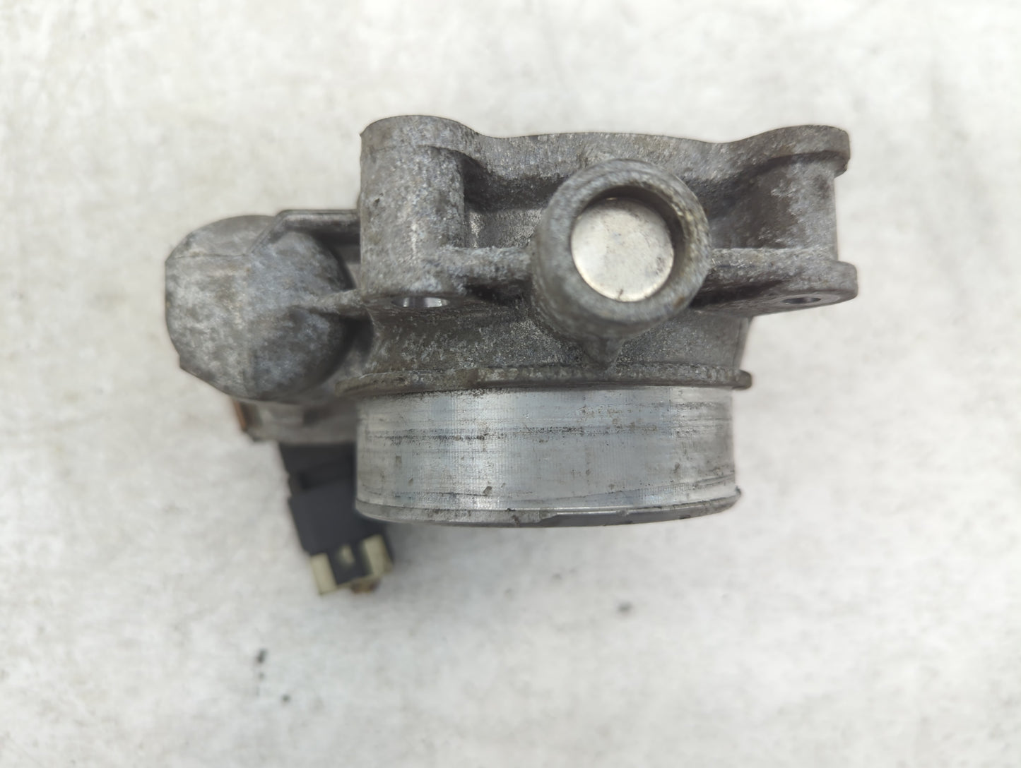 2006-2011 Chevrolet Impala Throttle Body P/N:RME72-1C Fits Fits 2006 2007 2008 2009 2010 2011 OEM Used Auto Parts - Oemuseda