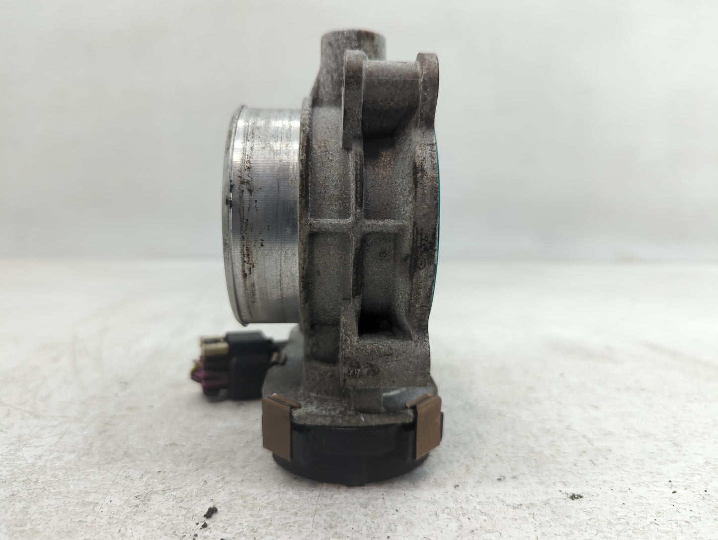 2006-2011 Chevrolet Impala Throttle Body P/N:RME72-1C Fits Fits 2006 2007 2008 2009 2010 2011 OEM Used Auto Parts - Oemuseda