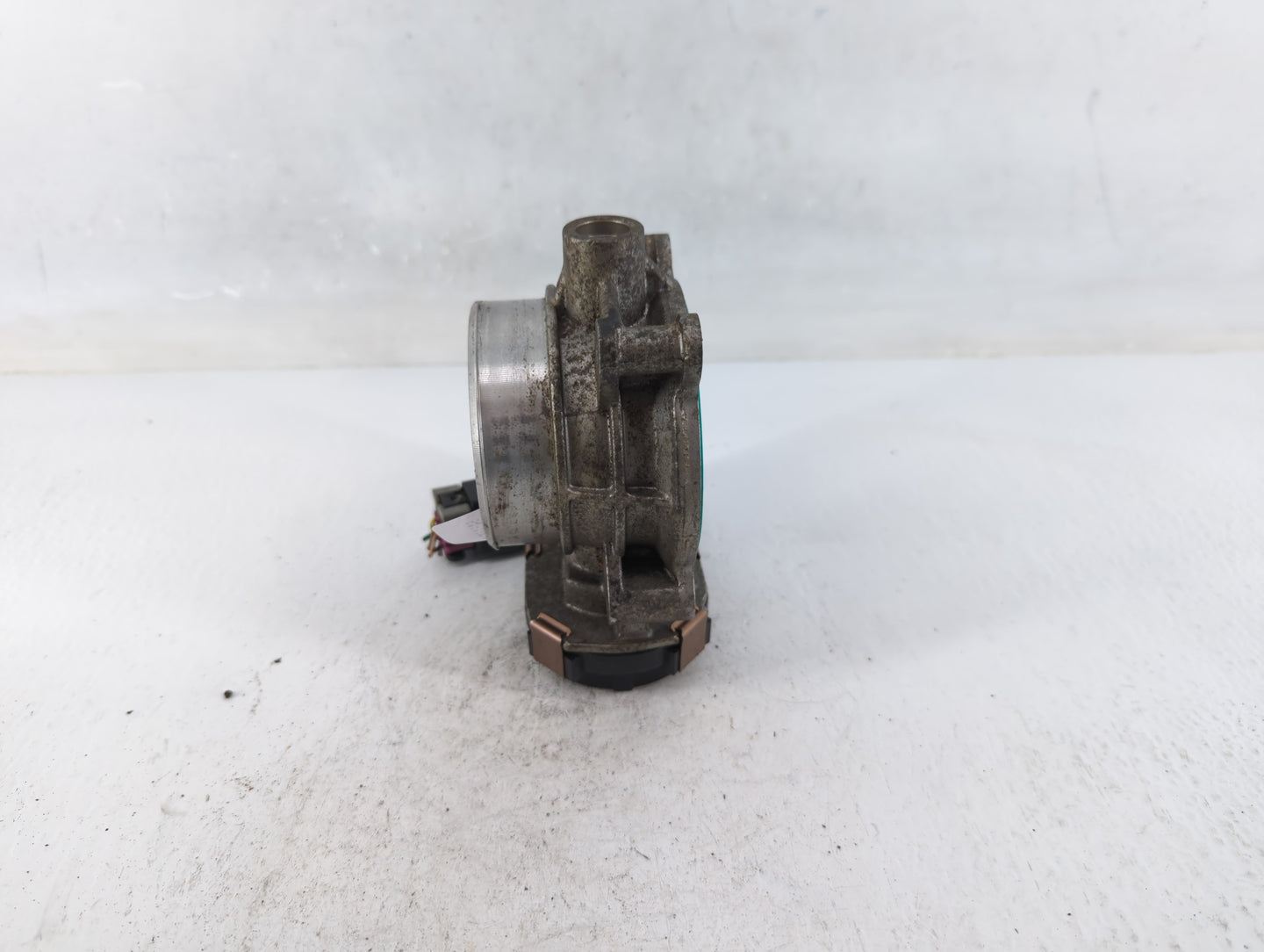 2006-2011 Chevrolet Impala Throttle Body P/N:RME72-1C Fits Fits 2006 2007 2008 2009 2010 2011 OEM Used Auto Parts - Oemuseda