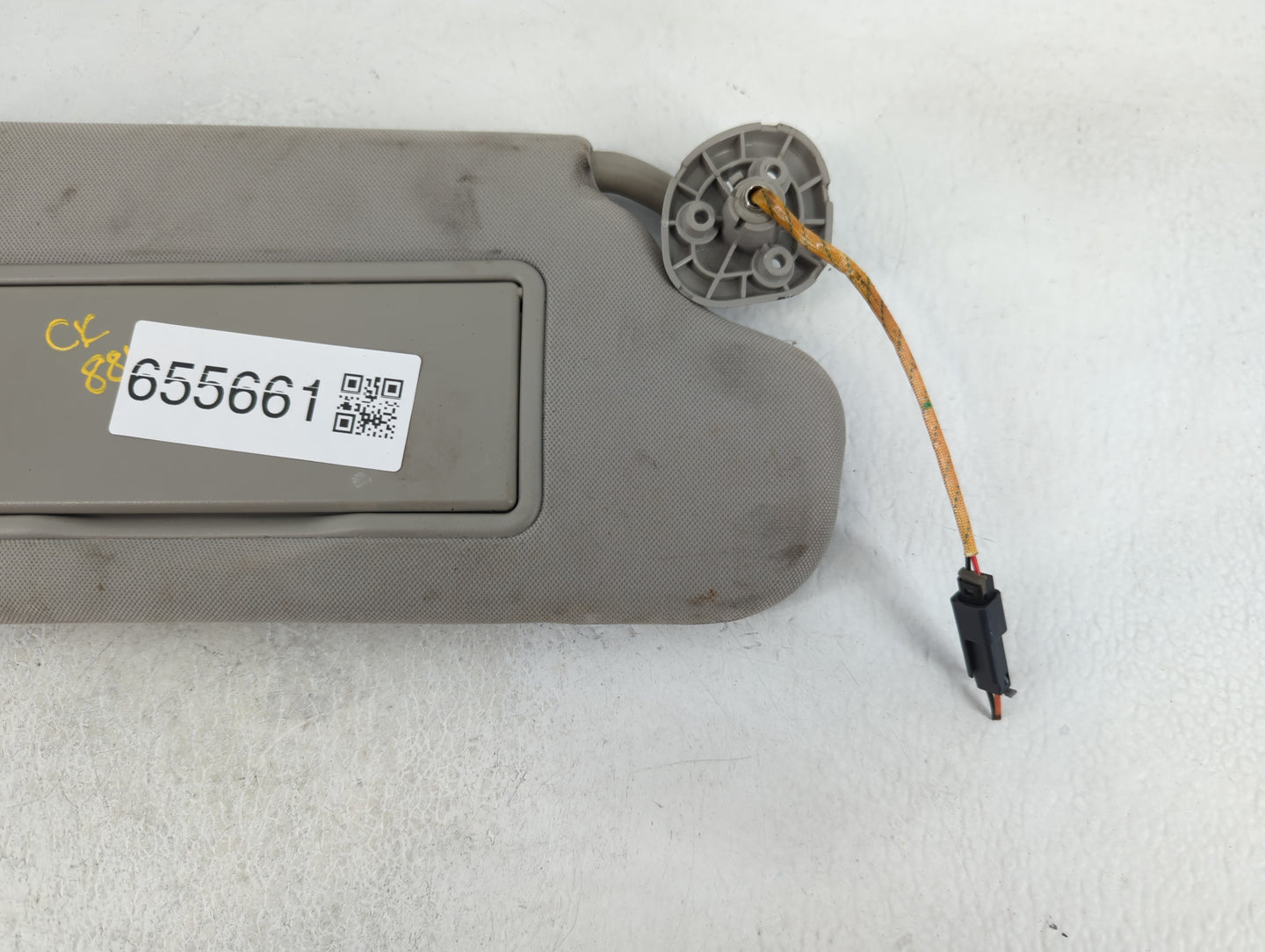 2006-2016 Chevrolet Impala Sun Visor Shade Replacement Passenger Right Mirror Fits OEM Used Auto Parts - Oemusedautoparts1.c