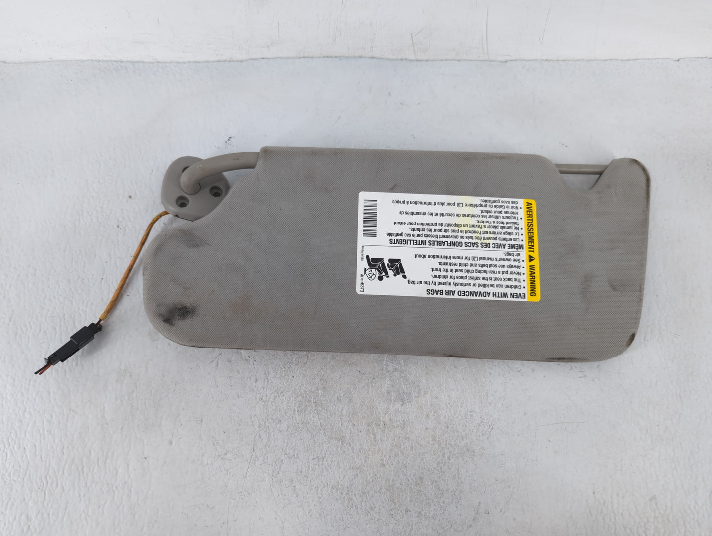 2006-2016 Chevrolet Impala Sun Visor Shade Replacement Passenger Right Mirror Fits OEM Used Auto Parts - Oemusedautoparts1.c