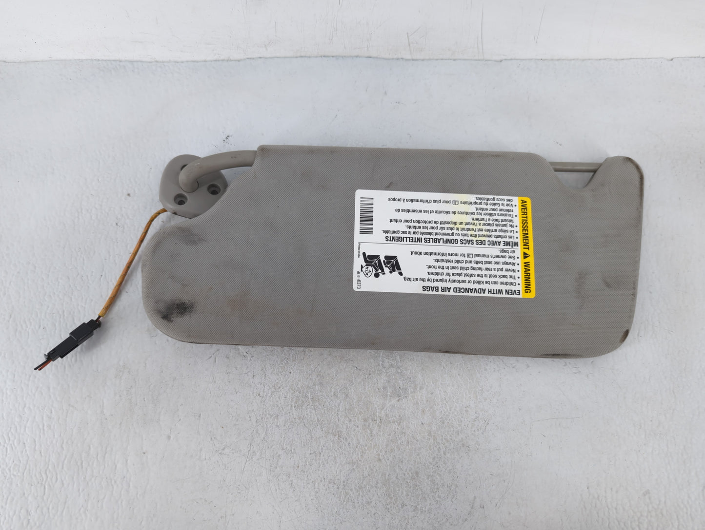 2006-2016 Chevrolet Impala Sun Visor Shade Replacement Passenger Right Mirror Fits OEM Used Auto Parts - Oemusedautoparts1.c