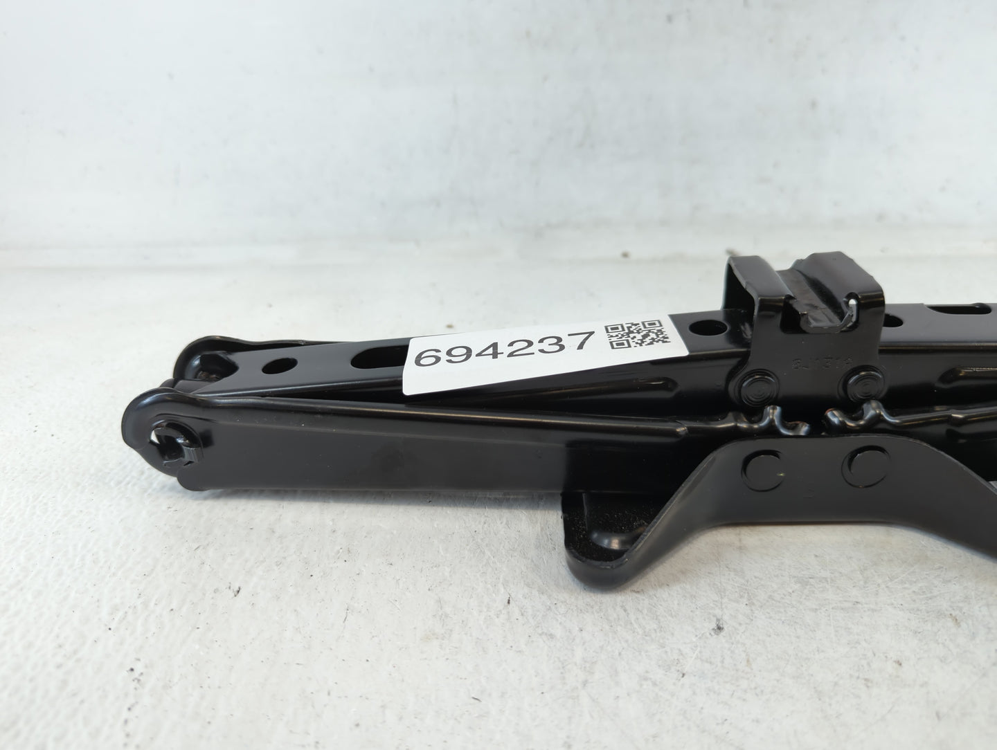 2010 Chevrolet Impala Front Jackshaft Black - Oemusedautoparts1.com