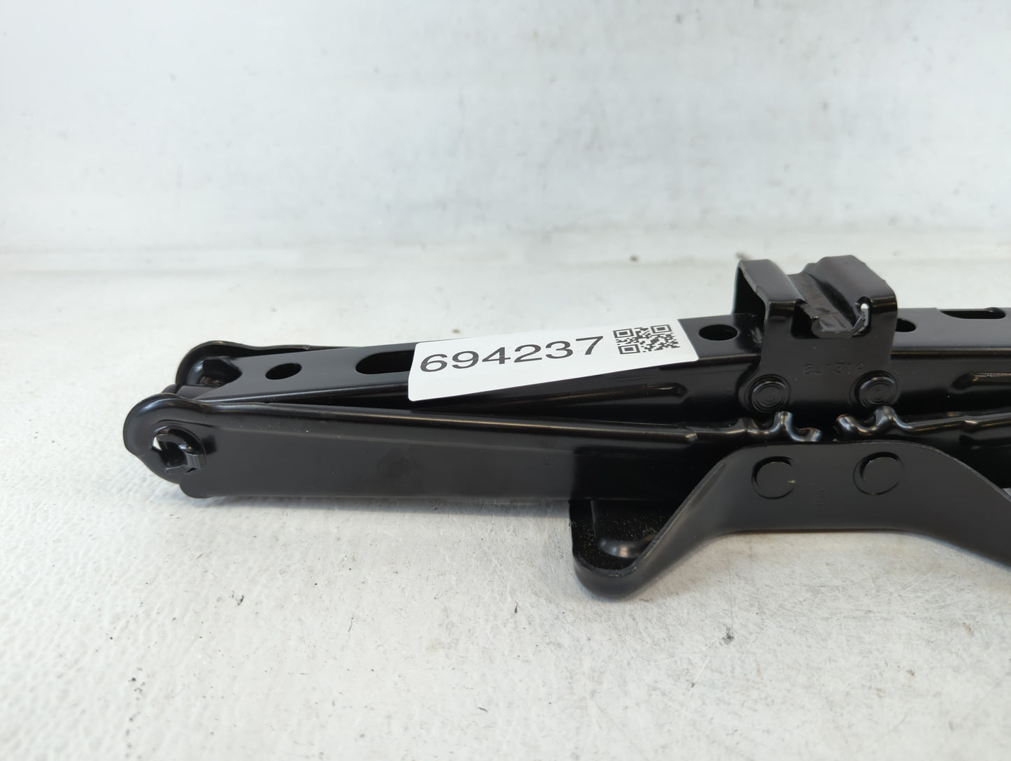 2010 Chevrolet Impala Front Jackshaft Black - Oemusedautoparts1.com