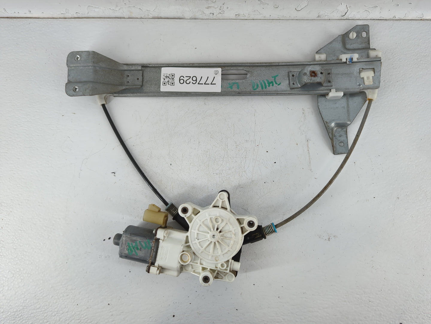 2006-2010 Chevrolet Impala Driver Left Rear Window Regulator - Oemusedautoparts1.com
