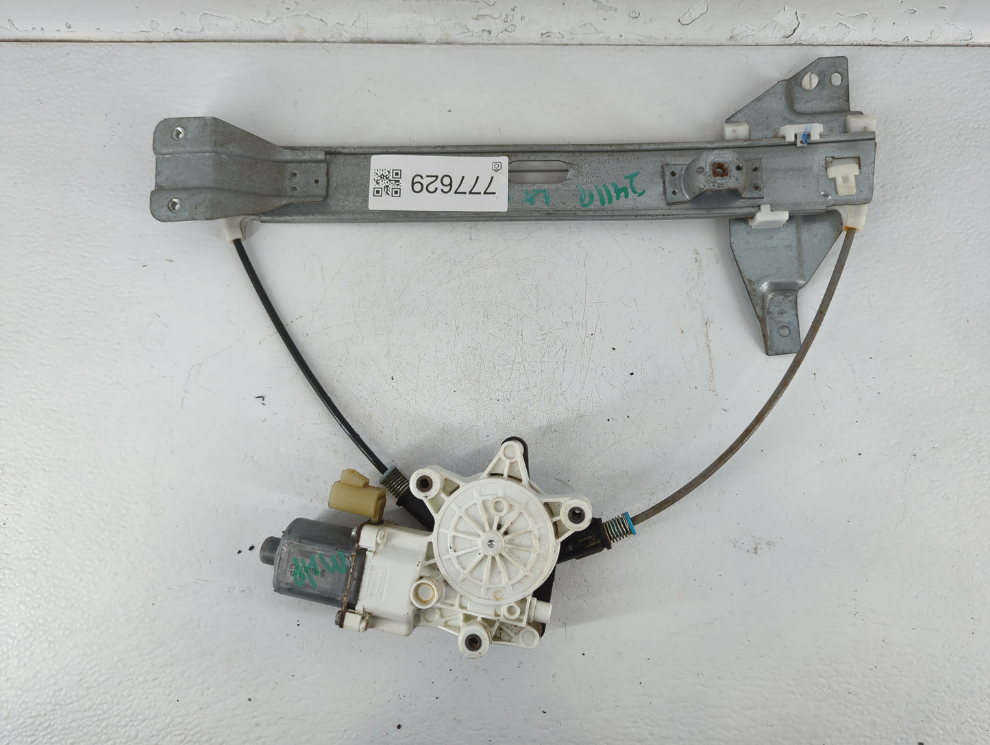 2006-2010 Chevrolet Impala Driver Left Rear Window Regulator - Oemusedautoparts1.com