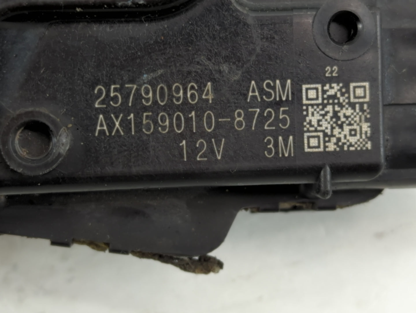 2006-2016 Chevrolet Impala Front Windshield Wiper Motor P/N:25790964 Fits OEM Used Auto Parts - Oemusedautoparts1.com