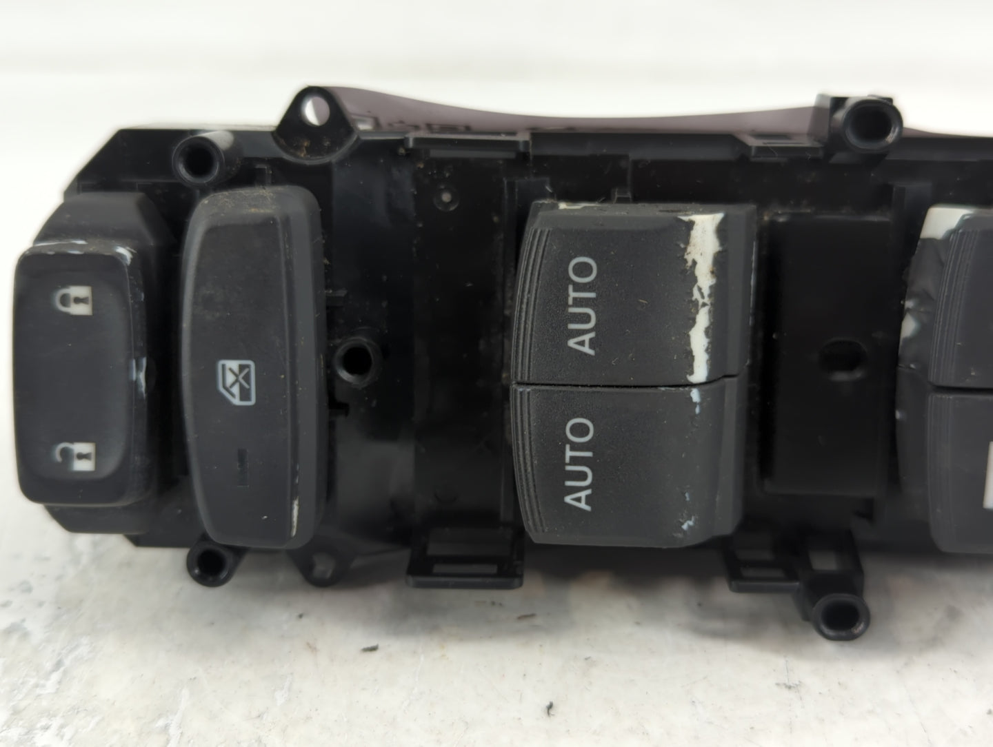 2009-2016 Chevrolet Impala Master Power Window Switch Replacement Driver Side Left P/N:EV00009018 5207 Fits OEM Used Auto Pa
