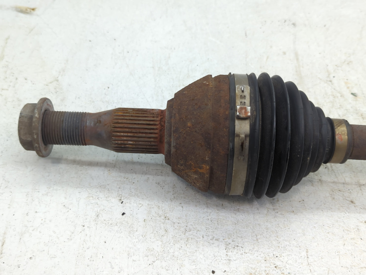 2000-2011 Chevrolet Impala Axle Shaft Front Driver Cv C/v - Oemusedautoparts1.com