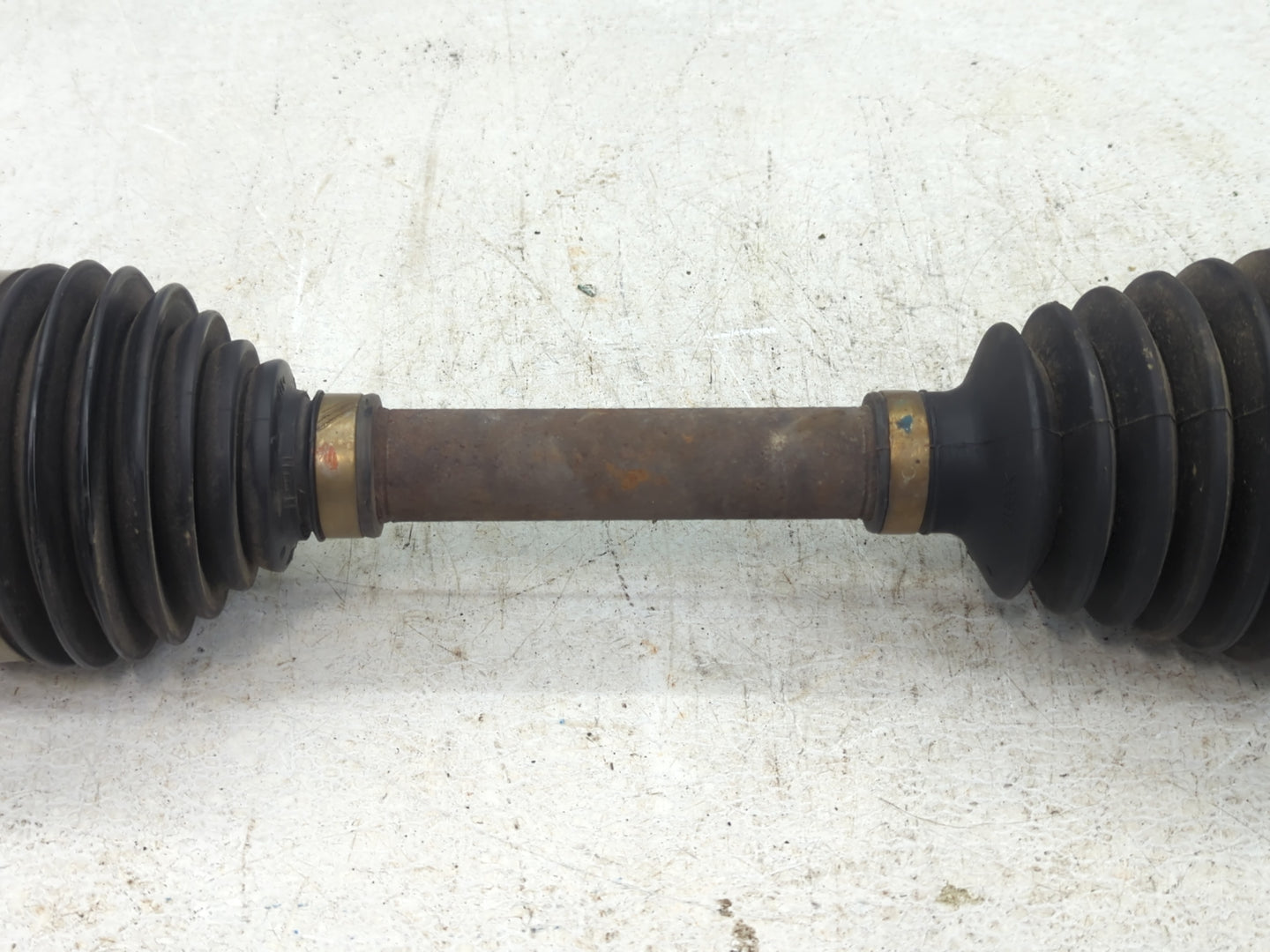 2000-2011 Chevrolet Impala Axle Shaft Front Driver Cv C/v - Oemusedautoparts1.com