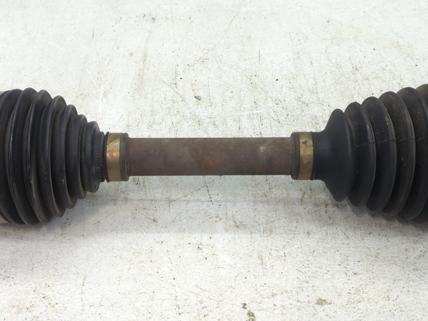 2000-2011 Chevrolet Impala Axle Shaft Front Driver Cv C/v - Oemusedautoparts1.com