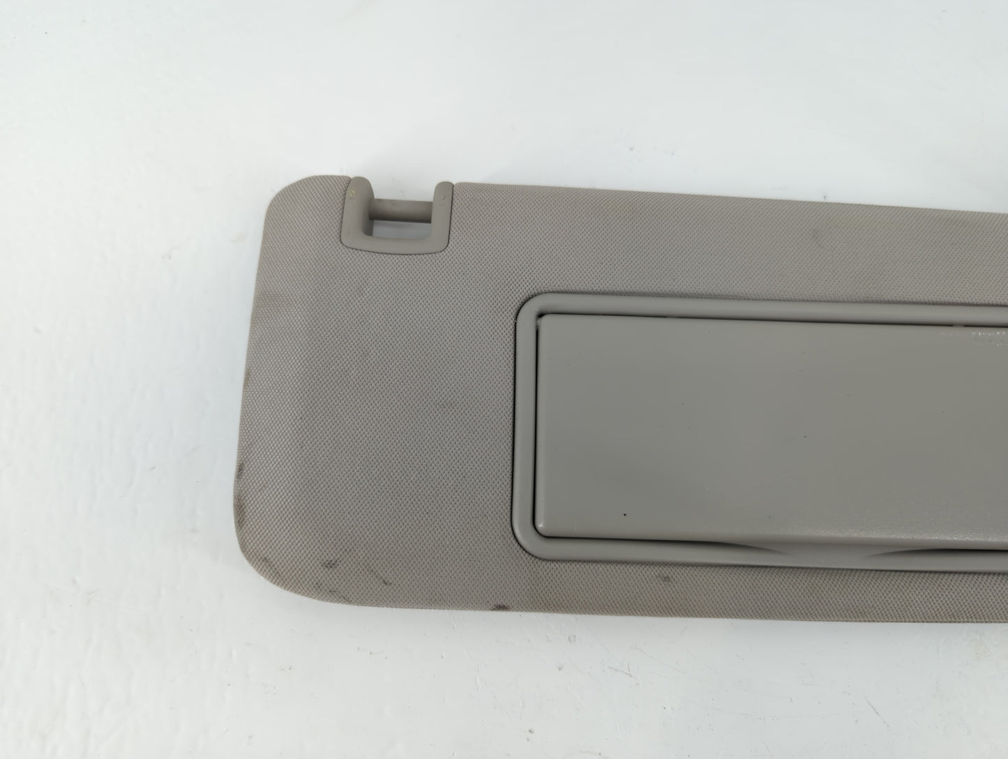 2004-2012 Chevrolet Malibu Sun Visor Shade Replacement Passenger Right Mirror Fits Fits 2004 2005 2008 2009 2010 2011 2012 O