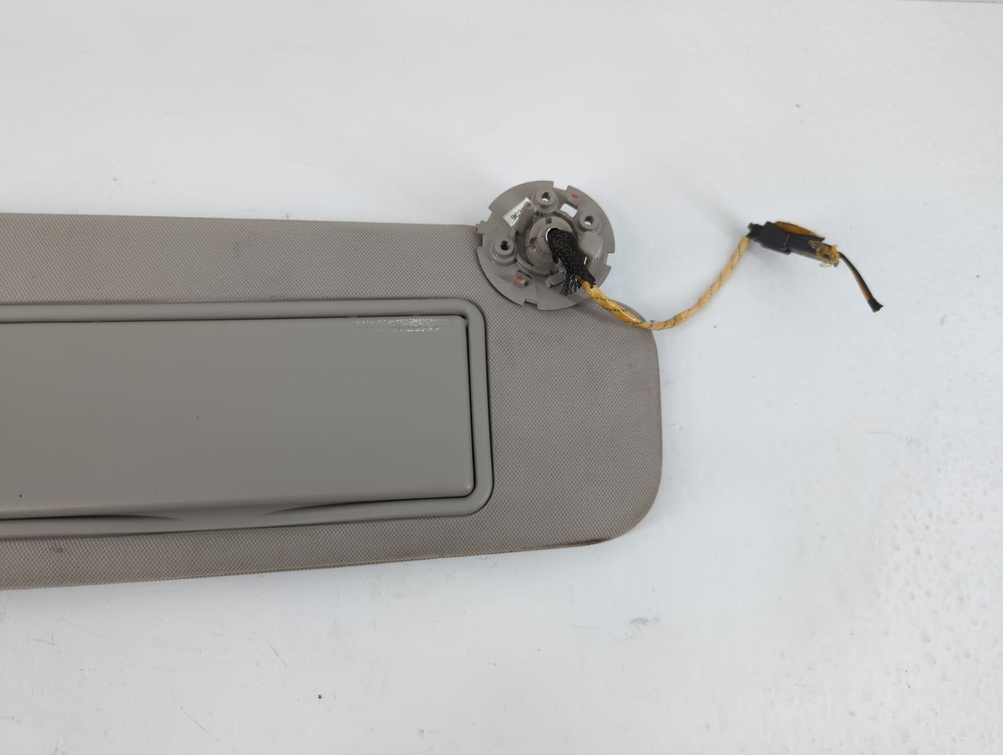 2004-2012 Chevrolet Malibu Sun Visor Shade Replacement Passenger Right Mirror Fits Fits 2004 2005 2008 2009 2010 2011 2012 O