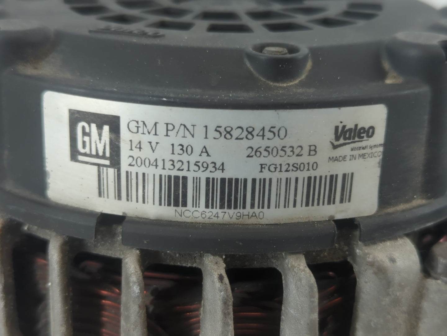 2008-2012 Chevrolet Malibu Alternator Replacement Generator Charging Assembly Engine OEM P/N:2650532 B 15828450 Fits OEM Use