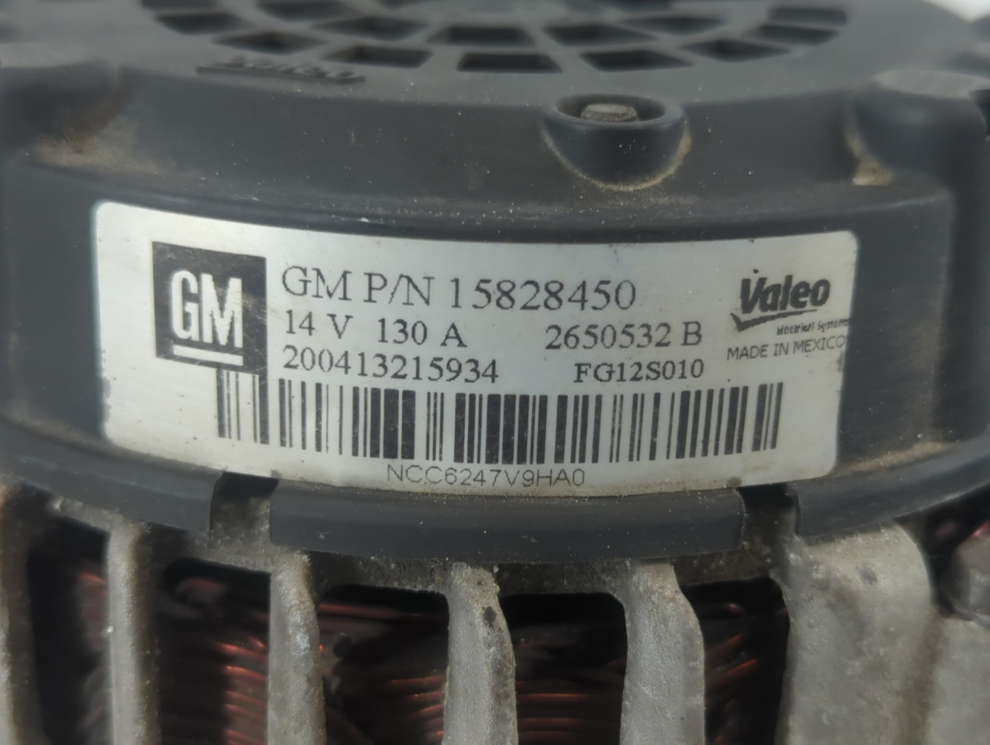 2008-2012 Chevrolet Malibu Alternator Replacement Generator Charging Assembly Engine OEM P/N:2650532 B 15828450 Fits OEM Use