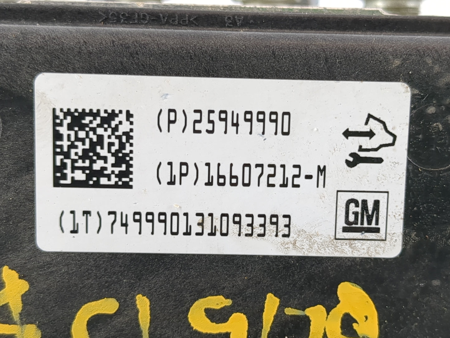 2010 Chevrolet Malibu ABS Pump Control Module Replacement P/N:25949990 Fits OEM Used Auto Parts - Oemusedautoparts1.com