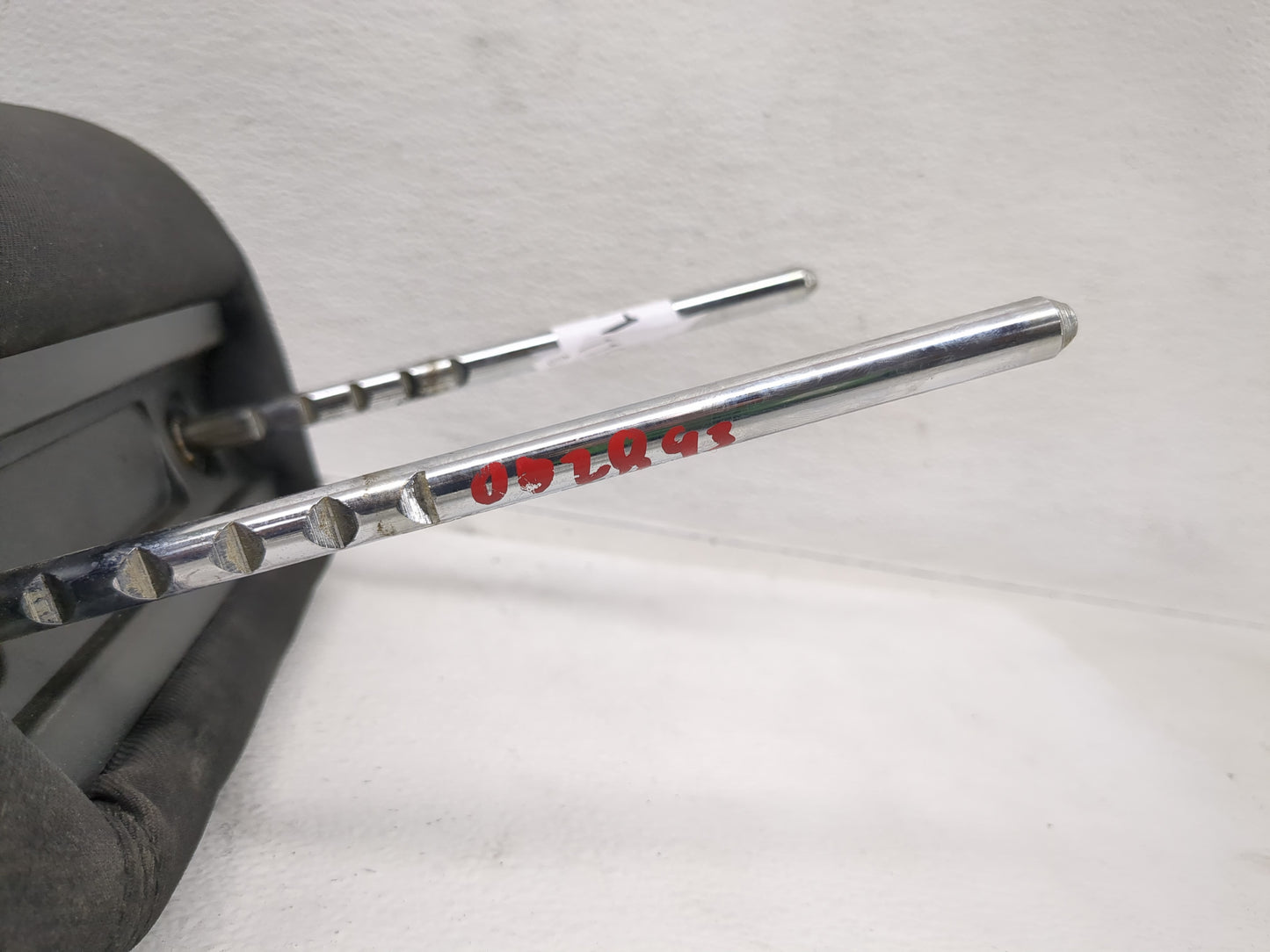 2010 Chevrolet Malibu Headrest Head Rest Front Driver Passenger Seat Fits OEM Used Auto Parts - Oemusedautoparts1.com