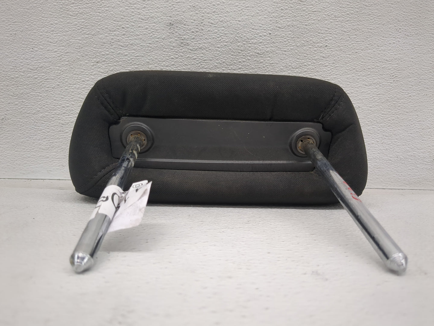 2010 Chevrolet Malibu Headrest Head Rest Rear Seat Fits OEM Used Auto Parts - Oemusedautoparts1.com