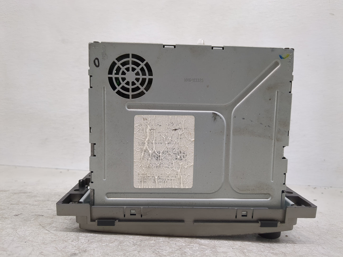 2009-2012 Chevrolet Malibu Radio AM FM Cd Player Receiver Replacement Fits Fits 2009 2010 2011 2012 OEM Used Auto Parts - Oe