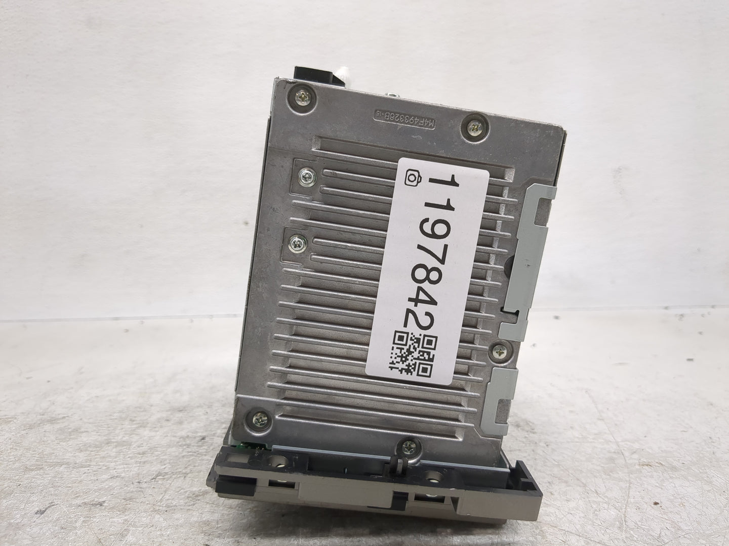 2009-2012 Chevrolet Malibu Radio AM FM Cd Player Receiver Replacement Fits Fits 2009 2010 2011 2012 OEM Used Auto Parts - Oe