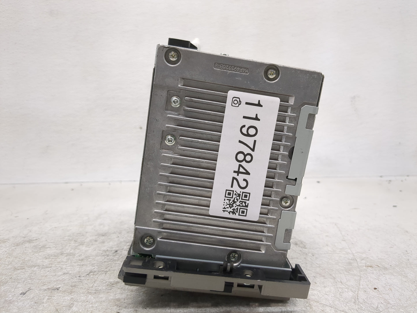 2009-2012 Chevrolet Malibu Radio AM FM Cd Player Receiver Replacement Fits Fits 2009 2010 2011 2012 OEM Used Auto Parts - Oe