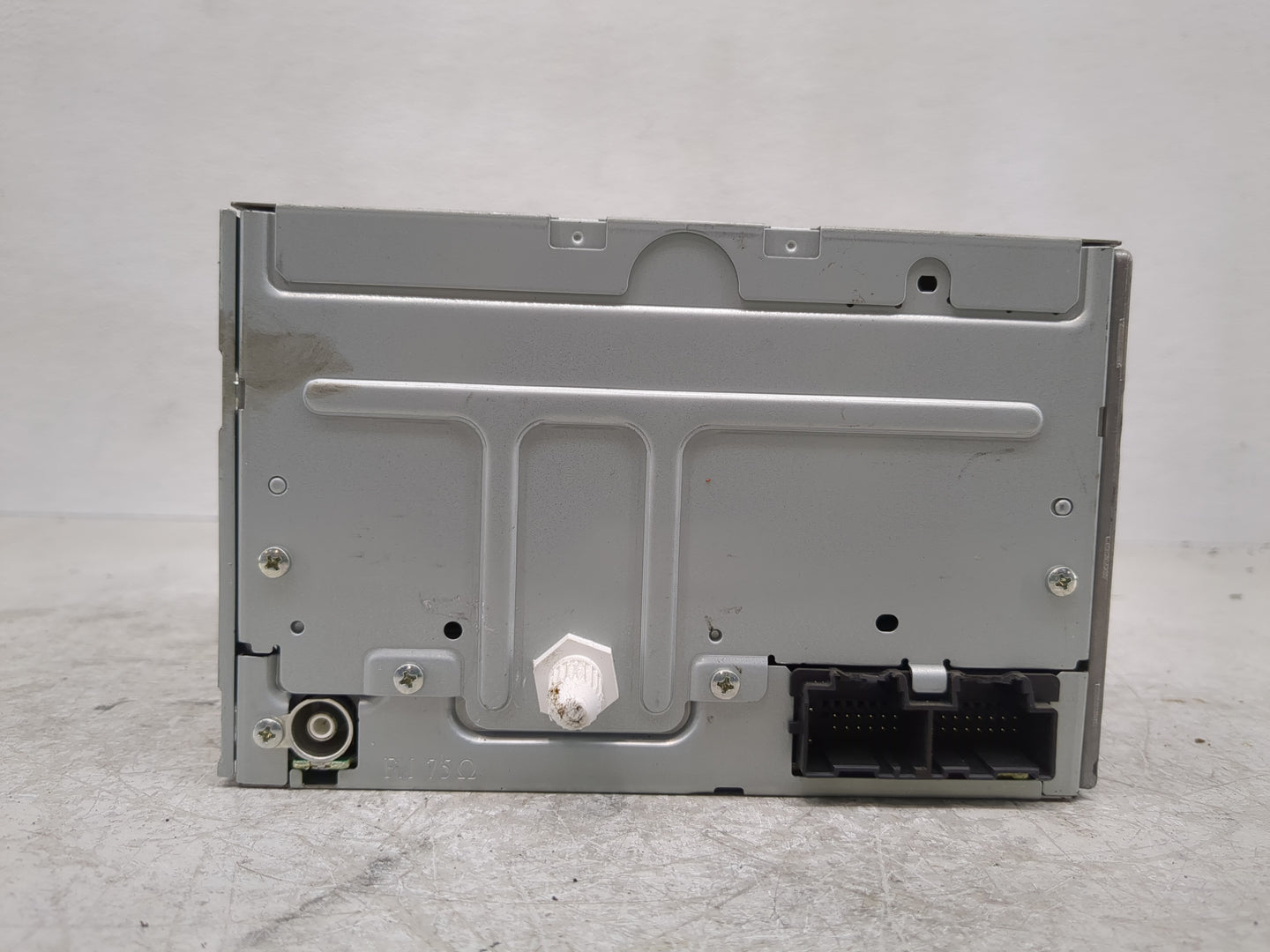 2009-2012 Chevrolet Malibu Radio AM FM Cd Player Receiver Replacement Fits Fits 2009 2010 2011 2012 OEM Used Auto Parts - Oe