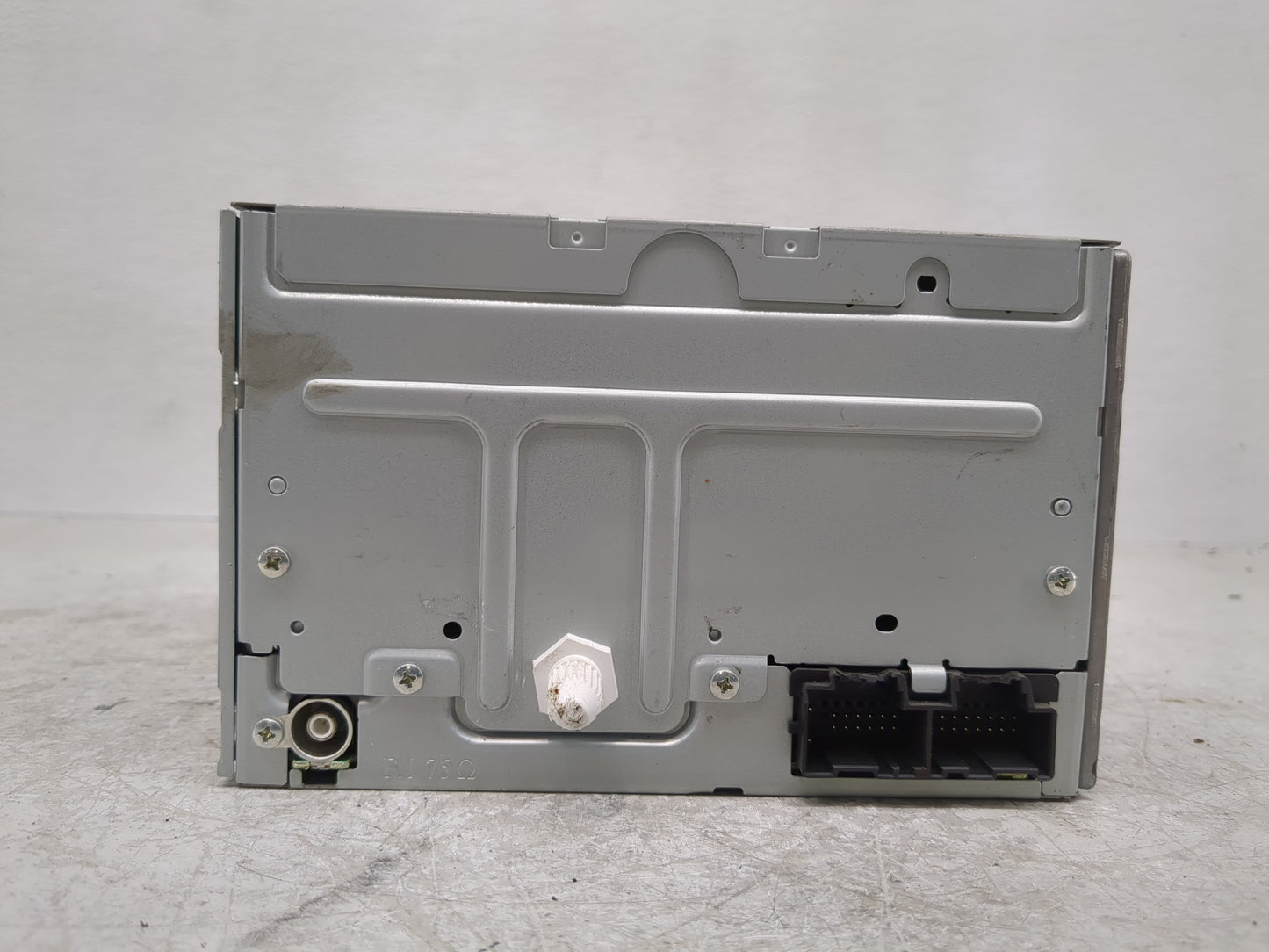2009-2012 Chevrolet Malibu Radio AM FM Cd Player Receiver Replacement Fits Fits 2009 2010 2011 2012 OEM Used Auto Parts - Oe
