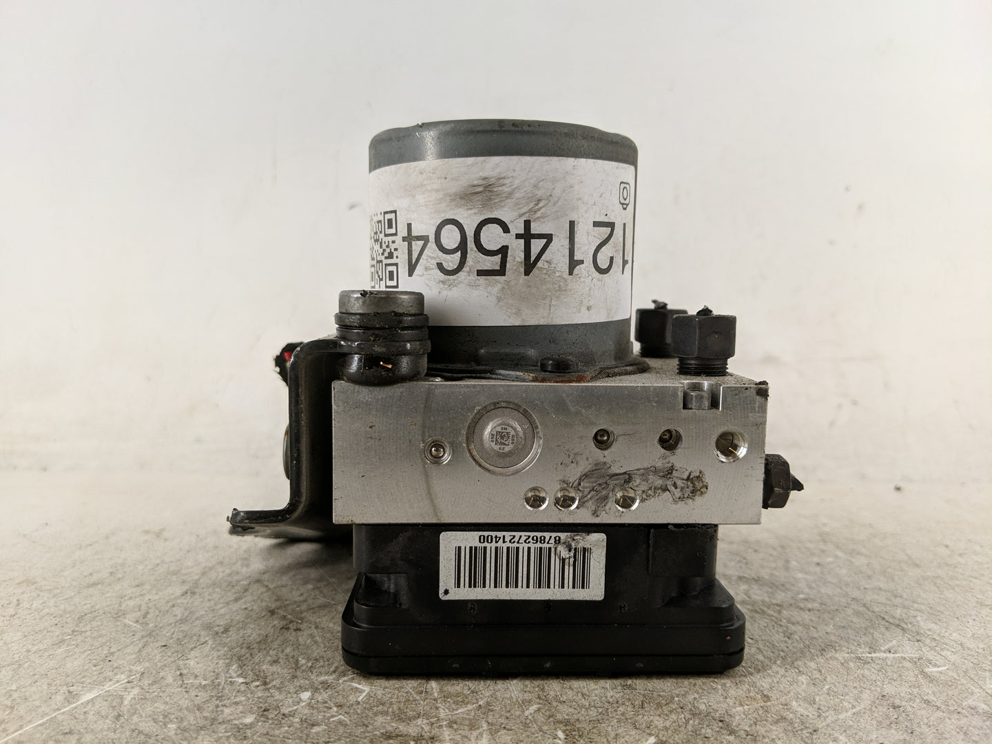 2010 Chevrolet Malibu ABS Pump Control Module Replacement P/N:25949990 Fits OEM Used Auto Parts - Oemusedautoparts1.com