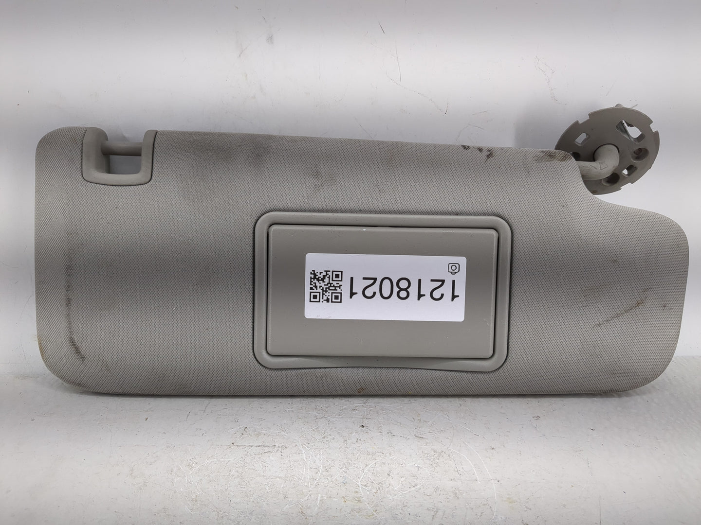 2004-2012 Chevrolet Malibu Sun Visor Shade Replacement Passenger Right Mirror Fits Fits 2004 2005 2008 2009 2010 2011 2012 O