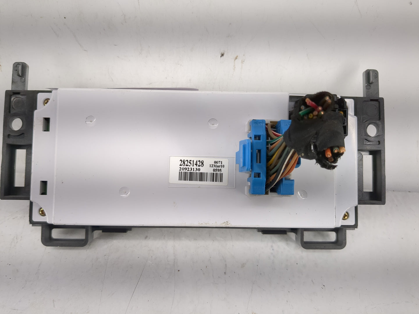 2008-2012 Chevrolet Malibu Climate Control Module Temperature AC/Heater Replacement P/N:28251428 Fits OEM Used Auto Parts - 